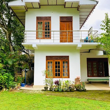 Summer Ridge - Homestay Ratnapura Luaran gambar
