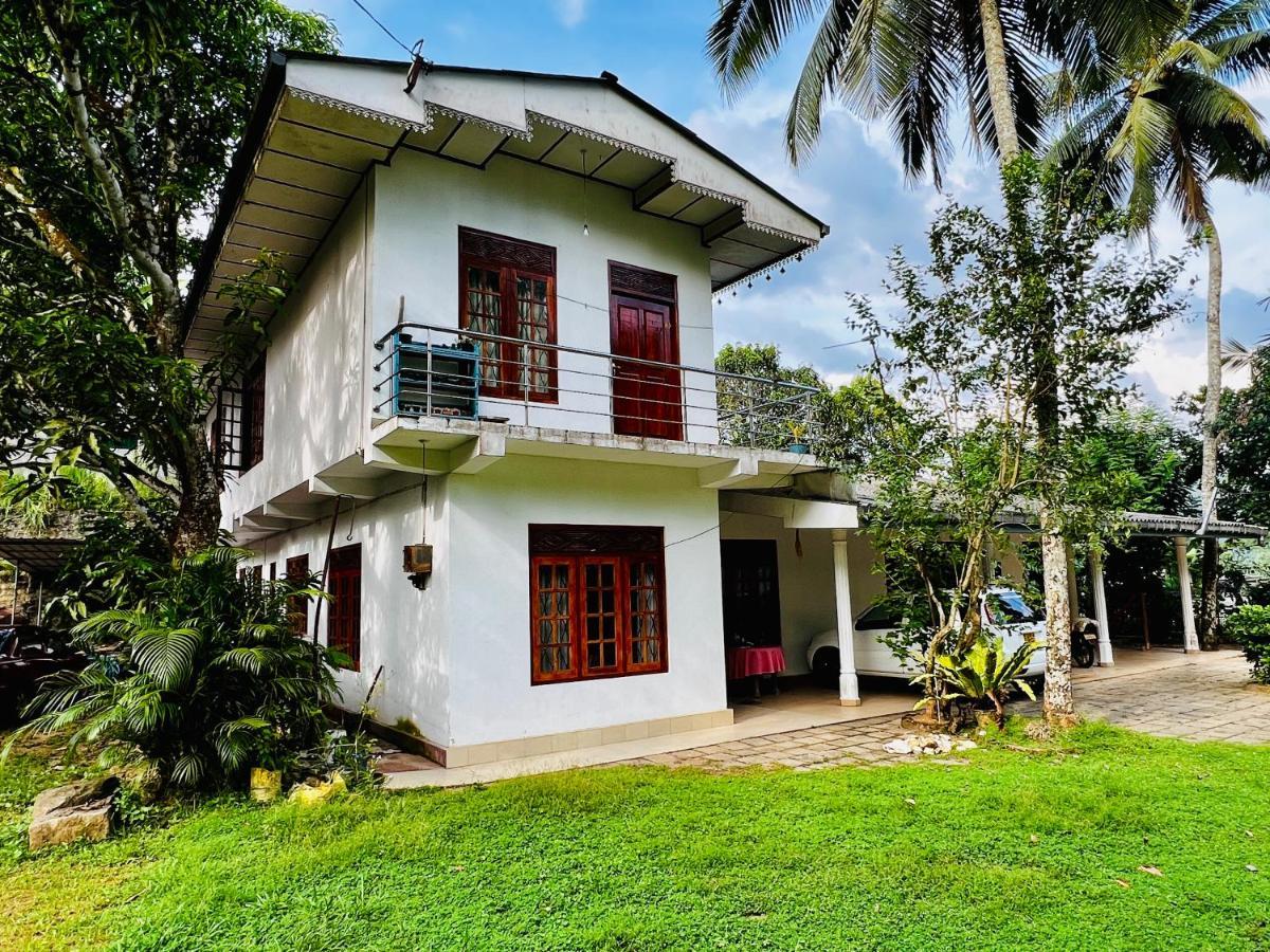 Summer Ridge - Homestay Ratnapura Luaran gambar