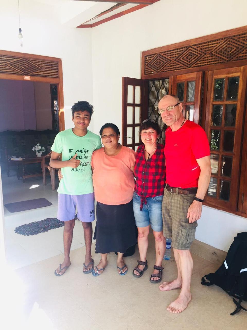 Summer Ridge - Homestay Ratnapura Luaran gambar